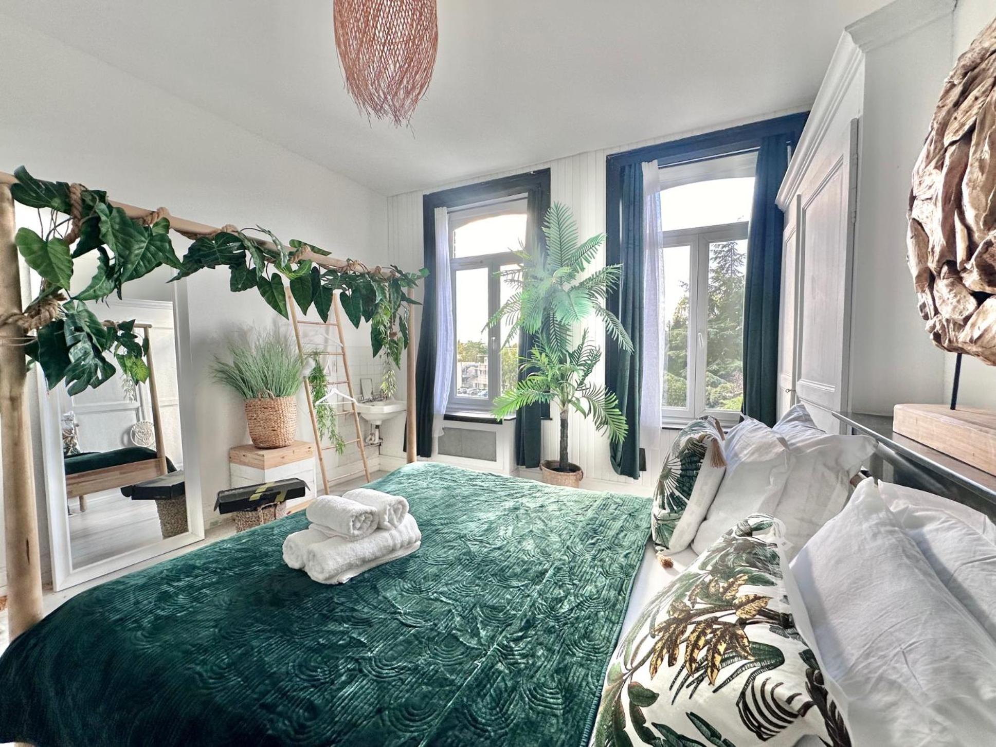 04 Tourcoing - St Barth Style Jungle Room 外观 照片